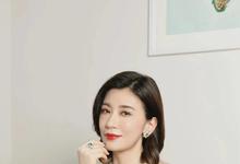 贾静雯衣着大胆，气质高贵-沐风文化