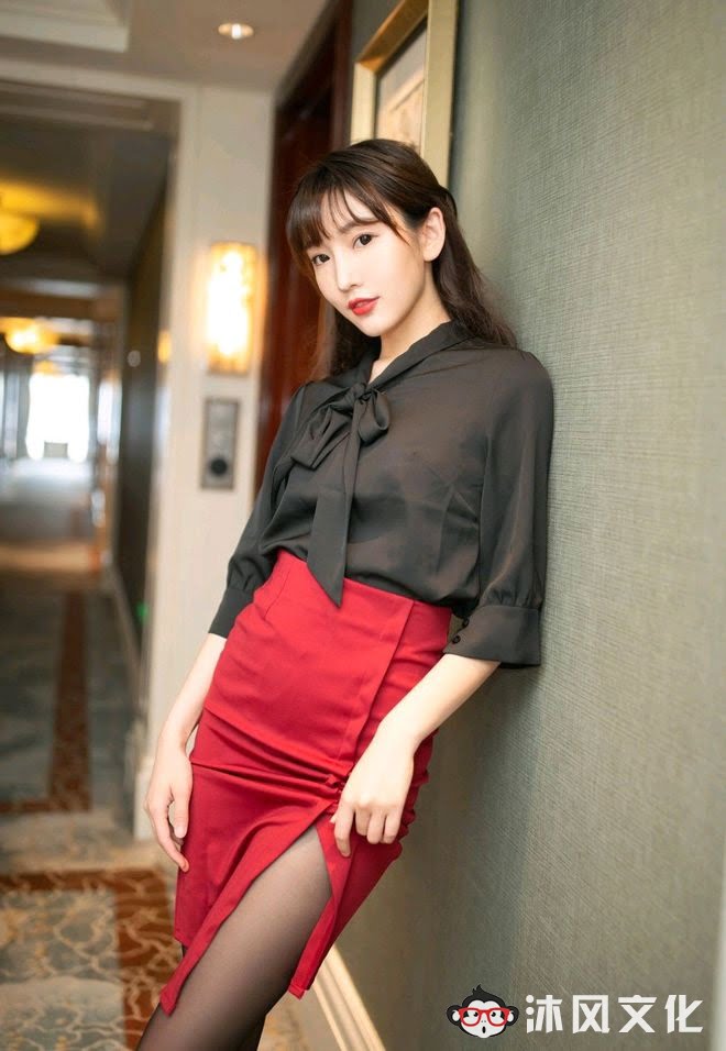 图片[9]-陆萱萱小姐姐黑衣红裙丝袜套装，真是美丽绝伦，令人陶醉-沐风文化
