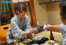 IPX-439 和讨厌的上司出差共住温泉旅馆,巨乳OL「桃乃木かな」边跟男友通话边被强行高潮-沐风文化