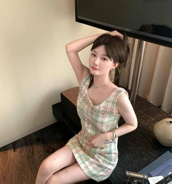 杭州网红圈曝出八卦，女主播在厕所发生联系，被批是“外交名媛!-沐风文化